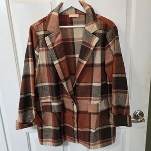 Chic Plaid Blazer in Brown and Cream